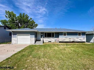 2620 Pacific Blvd, Gering, NE 69341