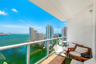 300 S Biscayne Blvd Unit T2612, Miami, FL 33131