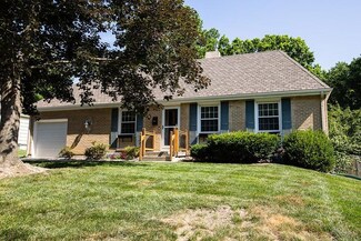 3902 NE 51st St, Kansas City, MO 64119