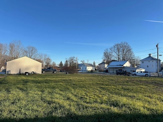 13 Wade St, Norridgewock, ME 04957