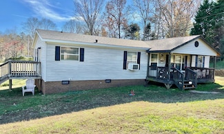 940 Devil Track Rd, Township of Taylorsville, NC 28681