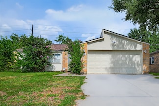 12114 Mckamy Dr, Houston, TX 77067