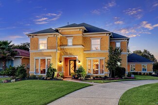 14202 Jade Cove Dr, Houston, TX 77077