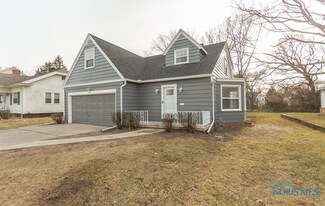 3463 Indian Rd, Ottawa Hills, OH 43606