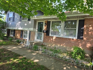1060 Robinhood Dr, Bucyrus, OH 44820