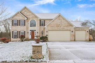 6016 Hawthorn Dr, Coraopolis, PA 15108