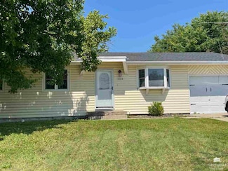 1504 Hale Dr, Junction City, KS 66441