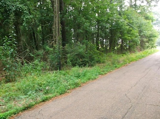 534 11th St, McComb, MS 39648