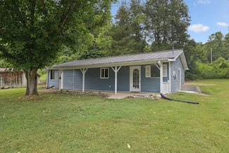 3337 Hartsville Rd, Lafayette, TN 37083