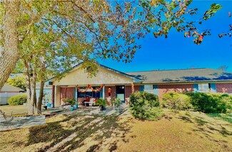 131 Fawn Ln, Blackshear, GA 31516