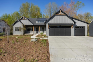 1525 Browning Dr, Grand Rapids, MI 49534