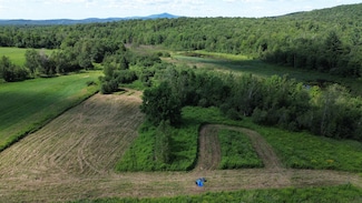 3040 Woodward Neighborhood Rd, Richford, VT 05476