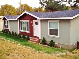 41979 Vernon Rd, Loon Lake, WA 99148