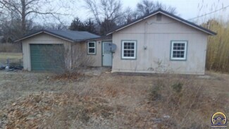 1866 S Shore Dr, Vassar, KS 66543