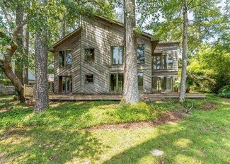 415 Magnolia Ln, Mandeville, LA 70471
