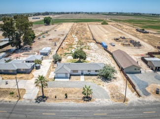 17189 Iona Ave, Lemoore, CA 93245