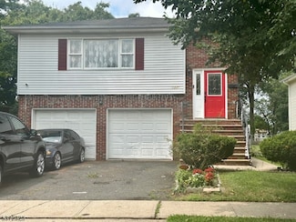 1330 Stockton St, Rahway, NJ 07065