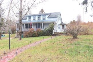 765 Milford Rd, Dingmans Ferry, PA 18328