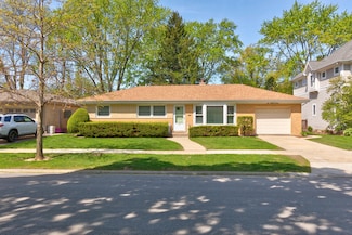 520 S Rammer Ave, Arlington Heights, IL 60004