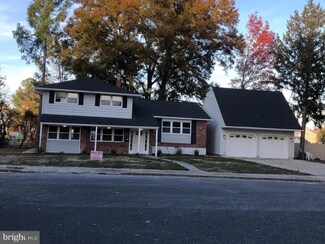 313 Kirkbride Dr, Gibbstown, NJ 08027