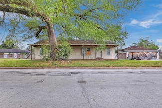 1708 N San Jacinto St Unit 1710, Liberty, TX 77575