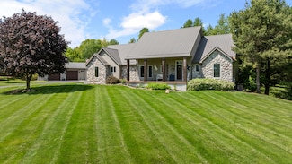 7918 Dan Patch Dr, Jackson, MI 49201