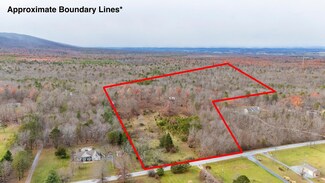 201 Mill Creek Ln, Stuarts Draft, VA 24477
