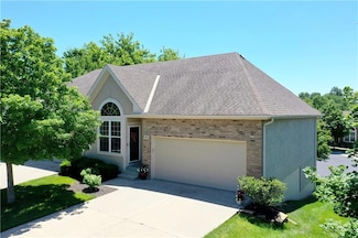 15505 W 61st St, Shawnee, KS 66217