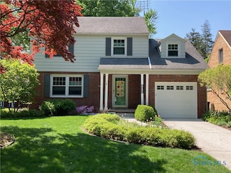 2349 Densmore Dr, Toledo, OH 43606