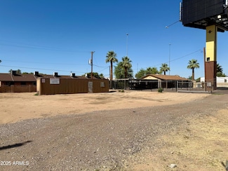 7801 N Black Canyon Hwy Unit 4, Phoenix, AZ 85021