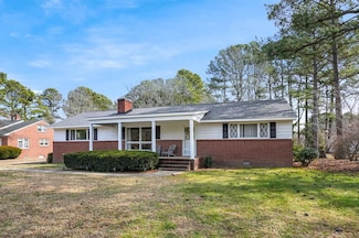 33 Hill St, Onancock, VA 23417