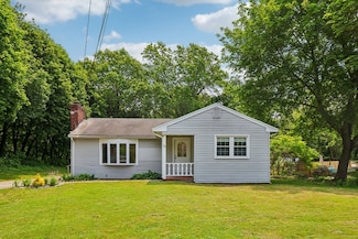 56 Western Ave, Essex, MA 01929