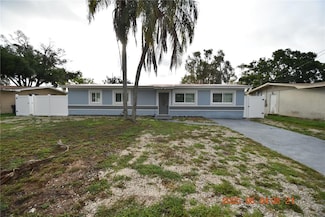 417 Country Club Dr, Oldsmar, FL 34677