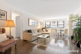 340 E 74th St Unit 1-B, New York, NY 10021