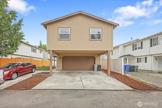 919 4th Ave N, Kent, WA 98032