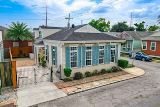 3828 Laurel St, New Orleans, LA 70115