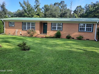 11024 NW Peddie Rd, Bristol, FL 32321