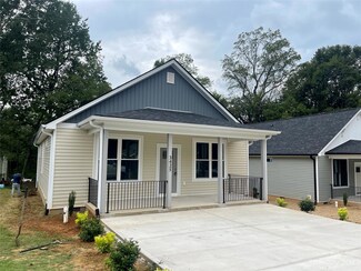 3425 Mable Hubbard Dr, Charlotte, NC 28208