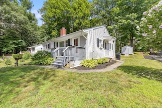6 Ono Dr, Wallingford, CT 06492