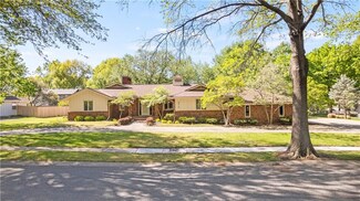 8318 W 102nd St, Overland Park, KS 66212