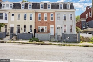 652 E Market St, York, PA 17403