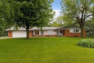1468 Us Highway 12, Roberts, WI 54023