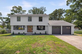 16 Black Oak Dr, Ocean View, NJ 08230