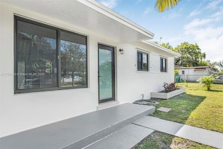 3241 SW 40th Ave, West Park, FL 33023