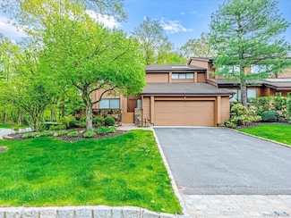 54 Harvard Rd, Manhasset, NY 11030