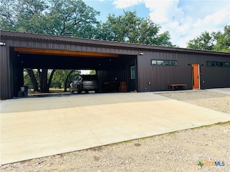 314 Mckenzie Ln, Gatesville, TX 76528