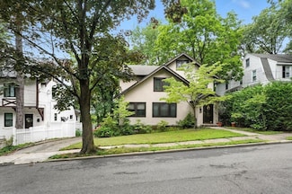 435 Park Ave, Leonia, NJ 07605