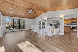 330 N Fairway Loop, Coldspring, TX 77331