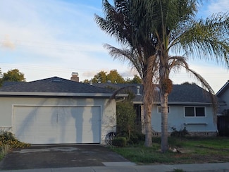 1355 Buchanan Dr, Santa Clara, CA 95051