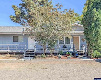 600 Loucks Way, Brownsville, OR 97327